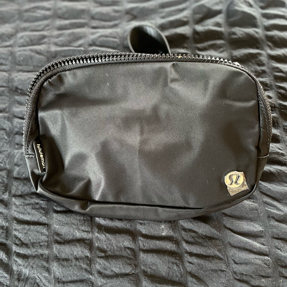 lululemon Belt Bag